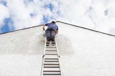 Peinture extérieure à Montsalier — façades et ravalement
